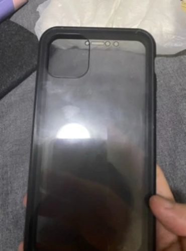 Customer photo review of iPhone Privacy Case