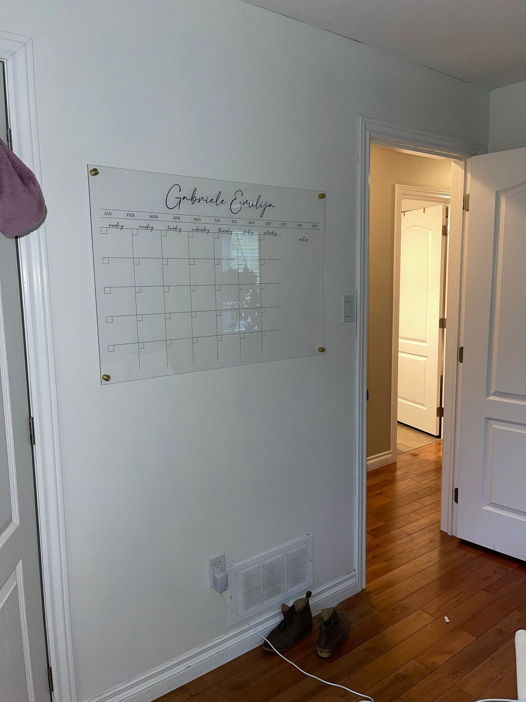 Customer photo review of Monthly Horizontal + 2 custom sections | Pennington Style