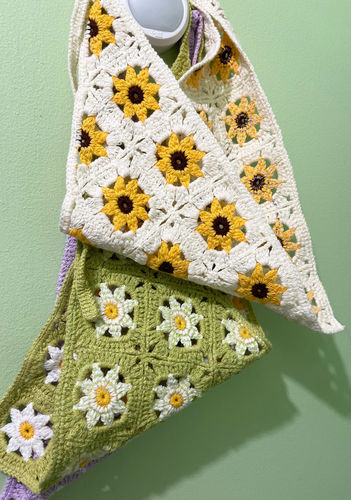 Customer photo review of Sunflower Сrochet Hair Scarf