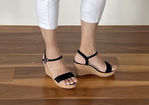 Customer photo review of Small Wedge Shoes For Petite Feet Women DS212