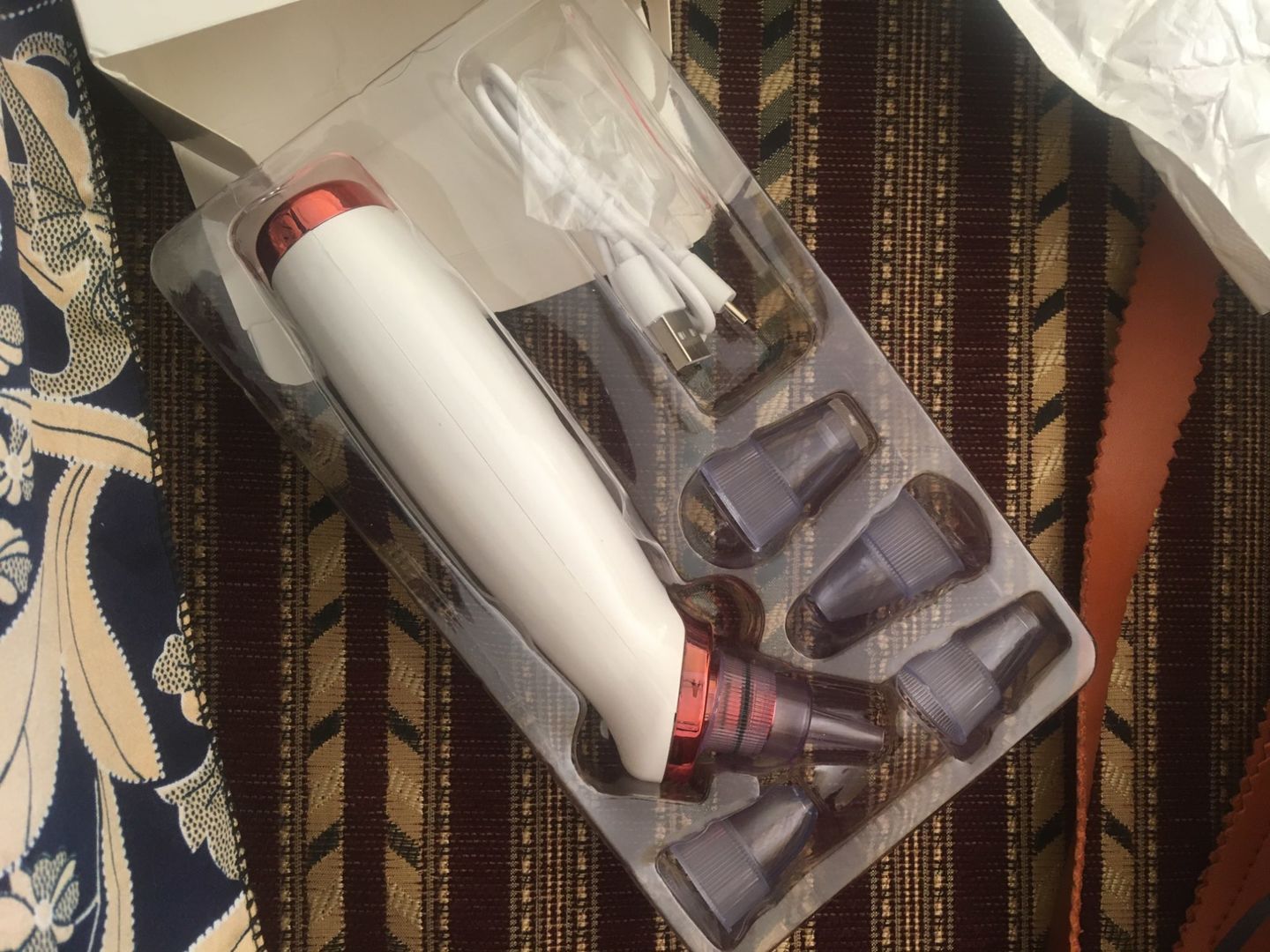 Customer photo review of Electric USB Rechargeable Blackhead and Pore Remover - (FREE DELIVERY)