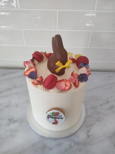 Customer photo review of RAINBOW FLOWERFETTI® - Freeze Dried Edible Flower Confetti