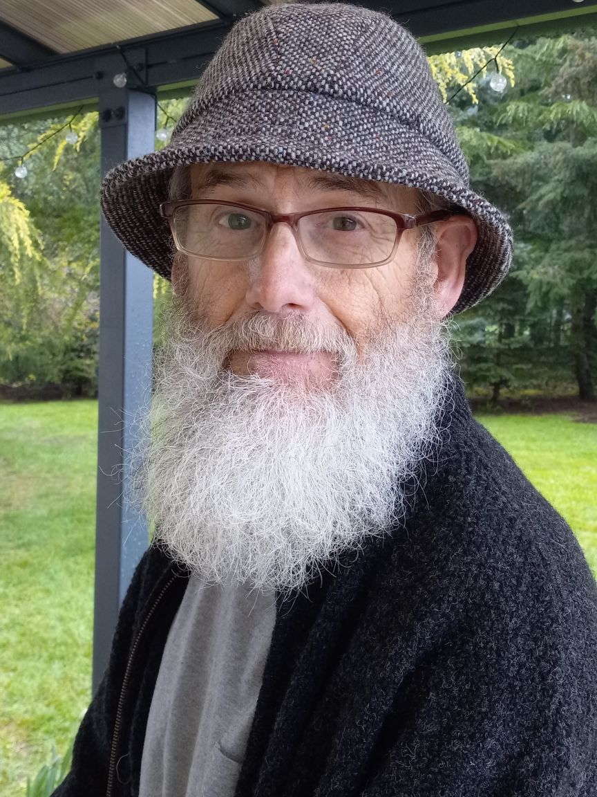 Customer photo review of Eske Travel Hat Tweed