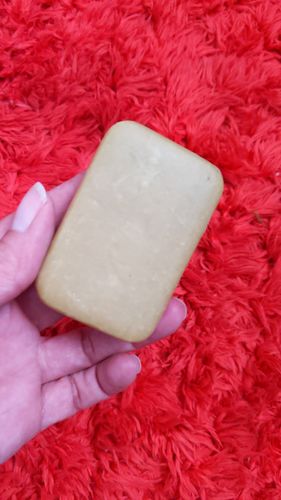 Customer photo review of Savon à base  d'huile de graines de figues de barbarie bio, 100% naturel.