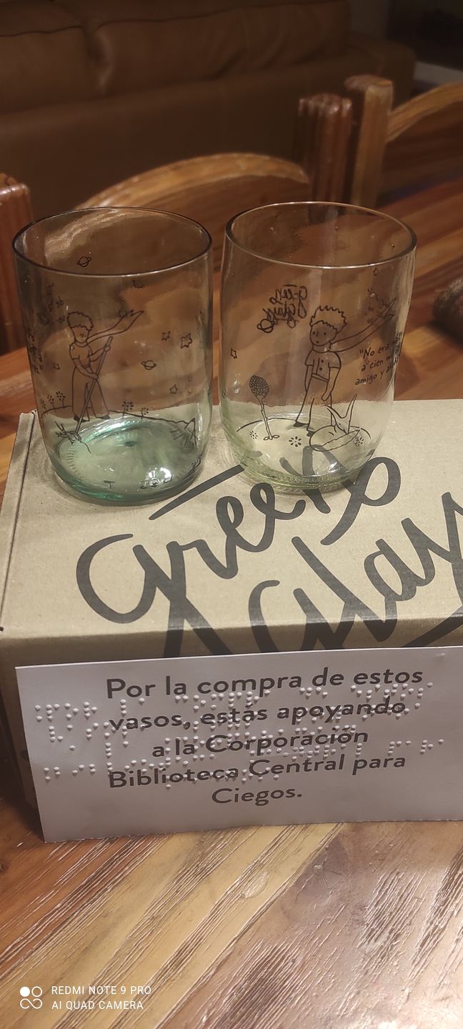 Customer photo review of El Principito Mini Juego de Vasitos 200 ml