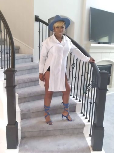 Customer photo review of White Slit Tunic Shirt