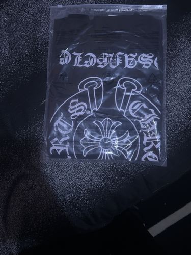 Customer photo review of CHROME HEARTS #8043 T-Shirt