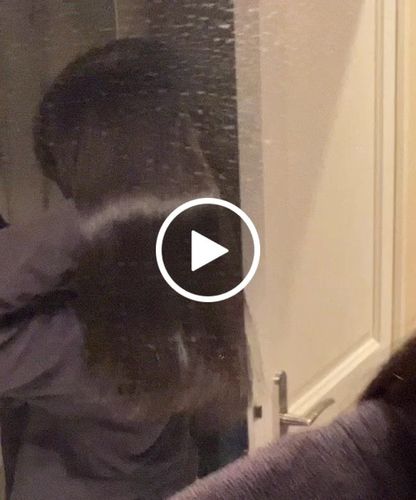 Customer video review of MONOI LOVE