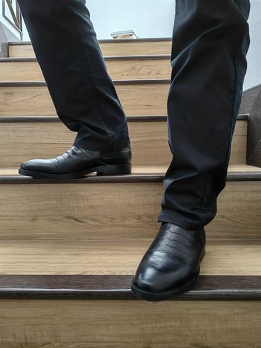 Customer photo review of Chelsea Boots - Black Croco Leather (Crepe Sole)