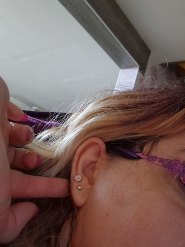 Customer photo review of Boucles d'oreilles Valentine