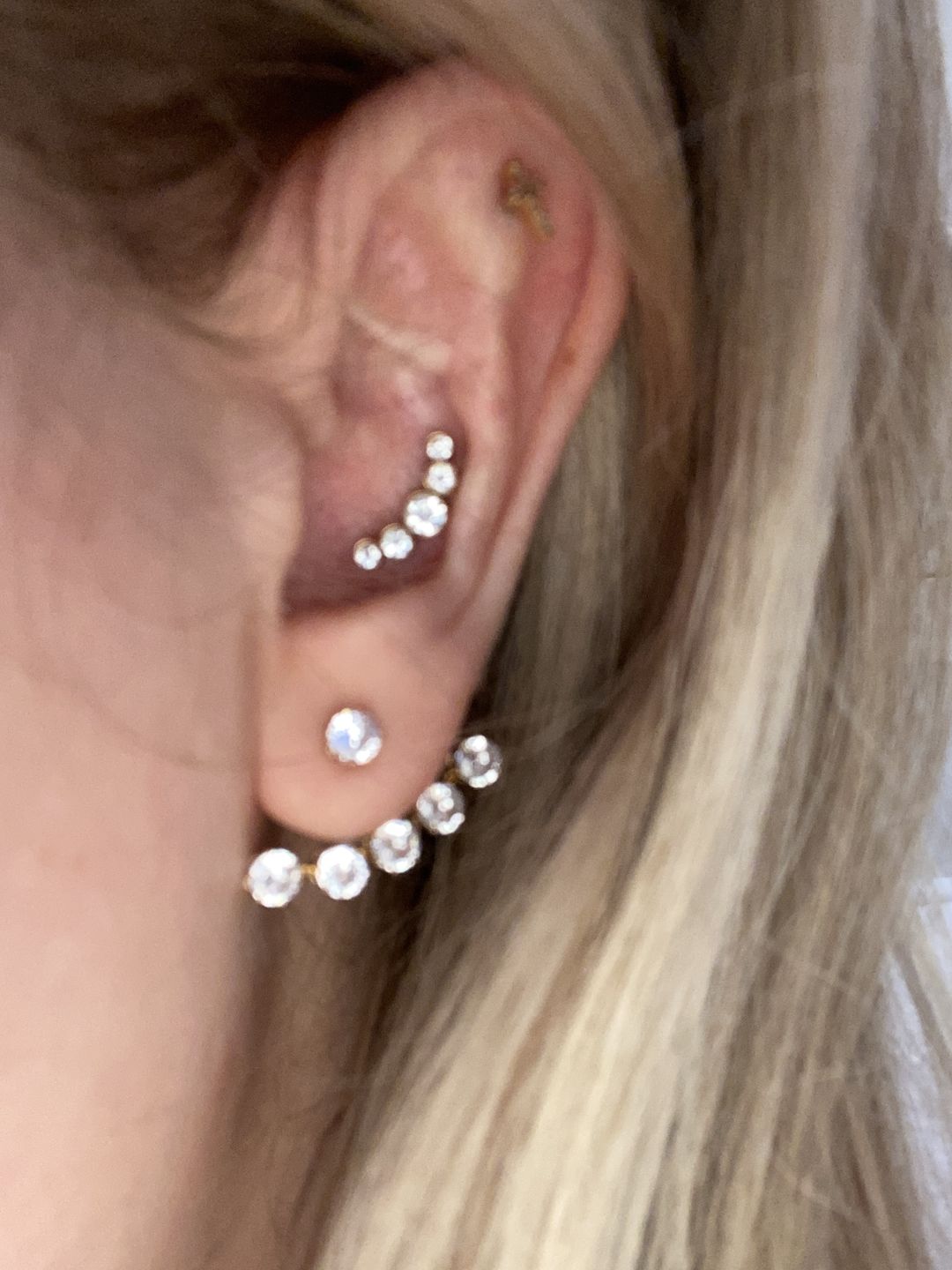 Customer photo review of Rania | Ear Jacket Ohrstecker