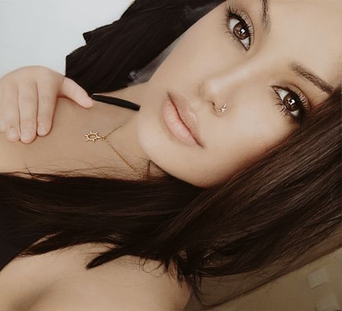 Customer photo review of Le piercing Shine - Pierre ronde