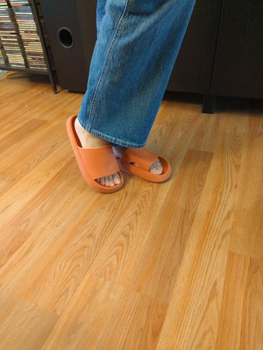Customer photo review of Original Cushion Slides - Cloud Slides