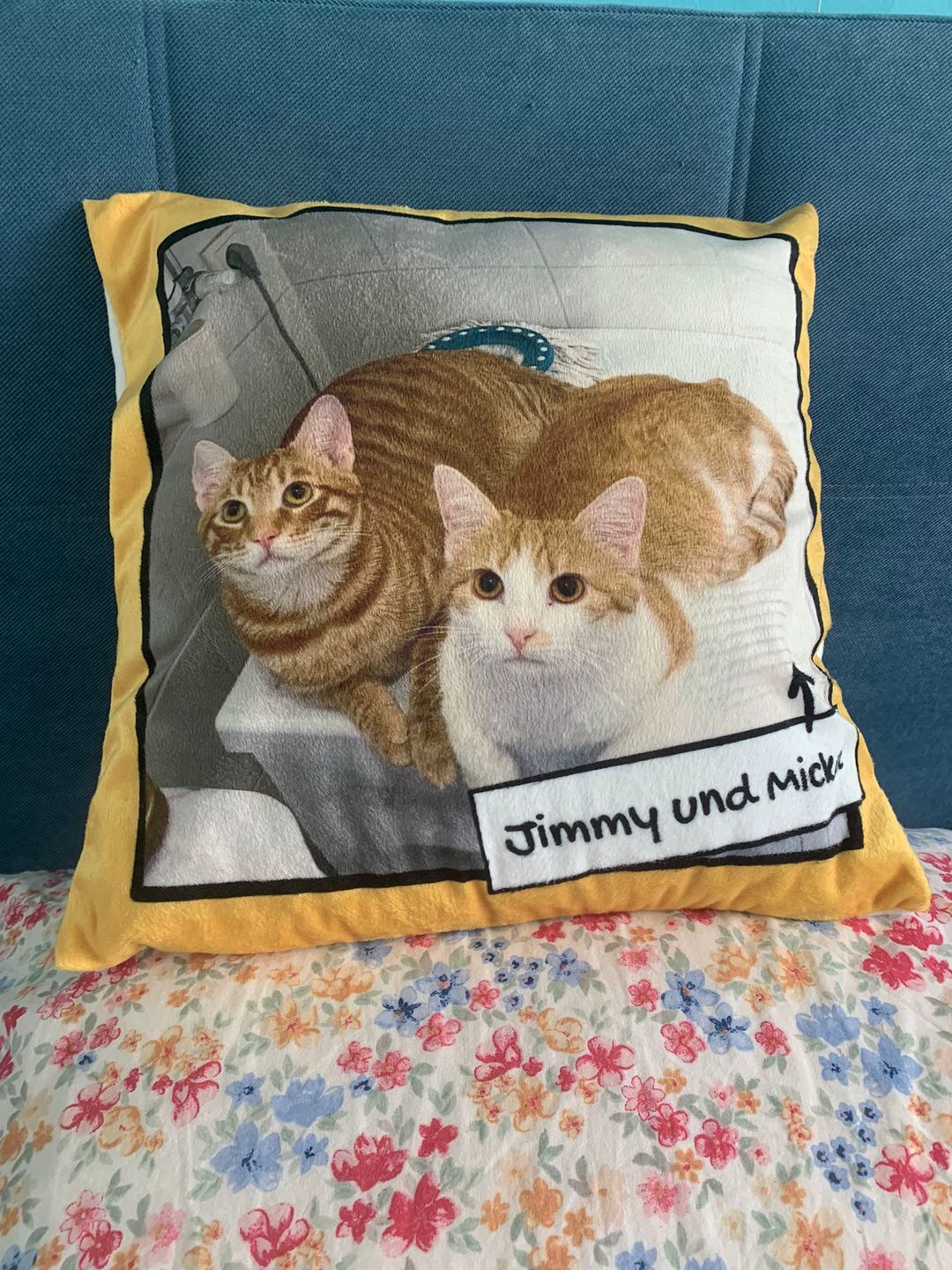 Customer photo review of Fotokissen mit Herzchen - Individuelles Kissen