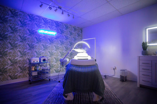 Customer photo review of CosmoGlo Original Light Bundle + Phone Clip