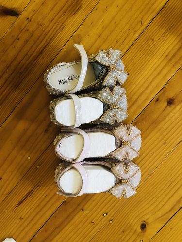 Tara B. review of Girls Bowknot  Sequins Dance Performance Shoes image 1 out of 1