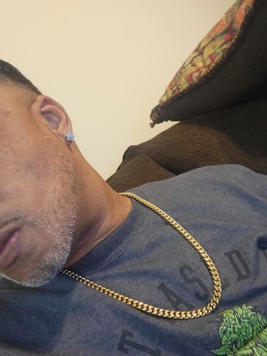 Customer photo review of 8mm 14K Gold IP Premium Miami Cuban Chain