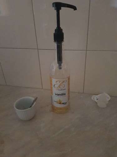 Customer photo review of Vanilla Coffee Syrup