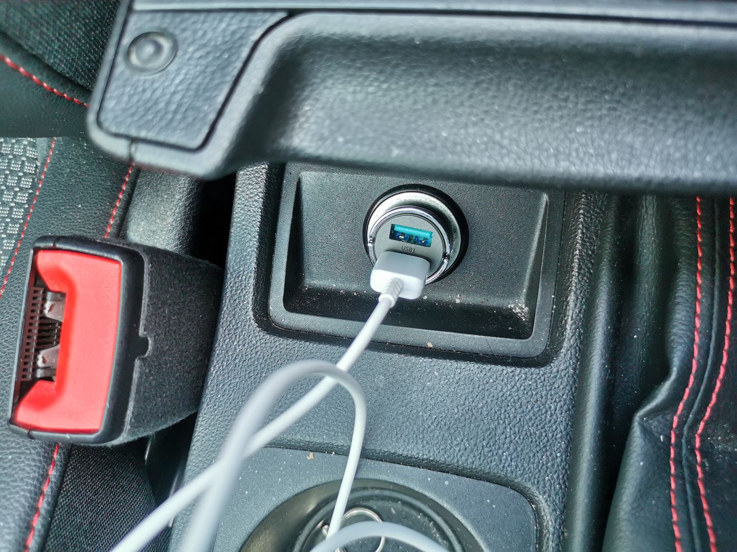 Customer photo review of Wegman Autolader Fast Charge QC3.0 45W 5A