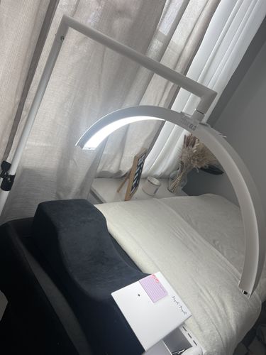 Customer photo review of CosmoGlo Original Light Bundle + Phone Clip