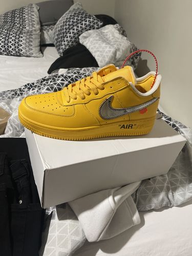 nike air force ze zlotym