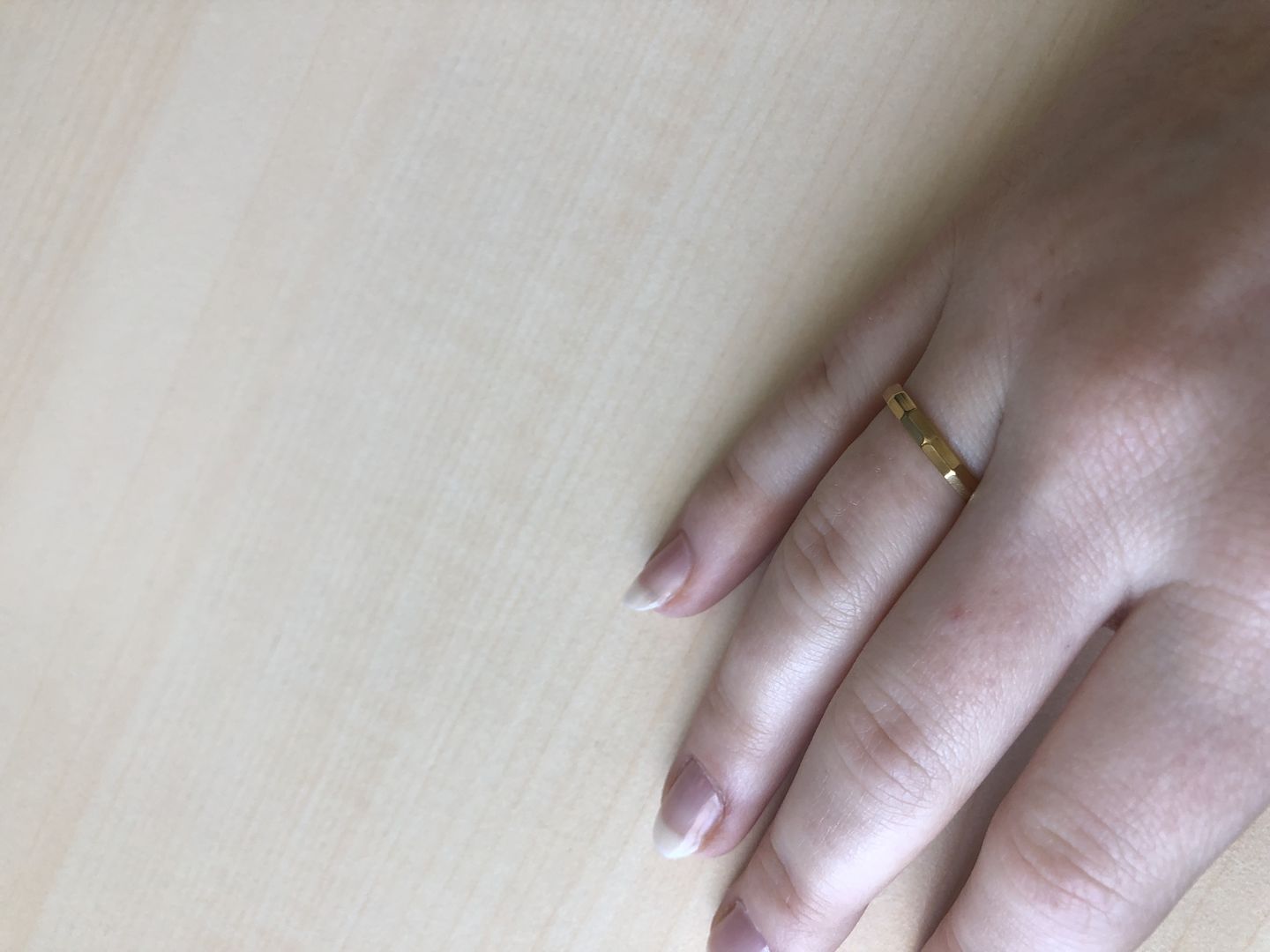 Customer photo review of Edgy Ring | 18K vergoldet