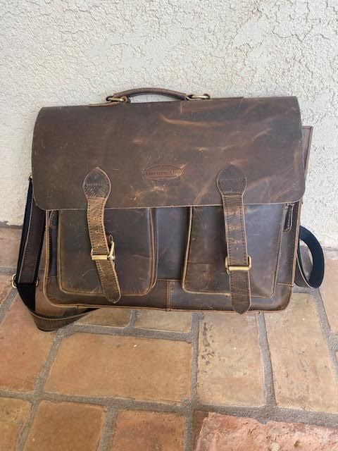 Customer photo review of Hunter Leather Buffalo Laptop Messenger Bag