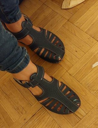 Customer photo review of Sandales de Marche Orthopédiques de Maintien du Pied - Travail Casual