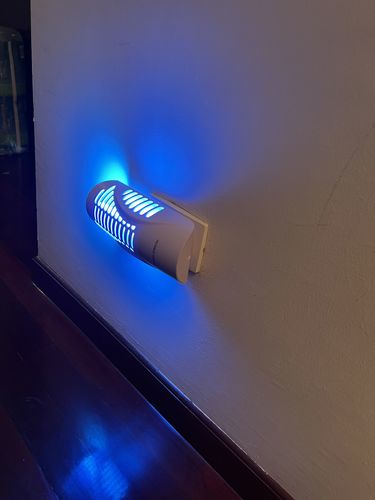 Customer photo review of Shieldeck® WallTrap - Plug-In Indoor Flying Insects Smart UV Trap