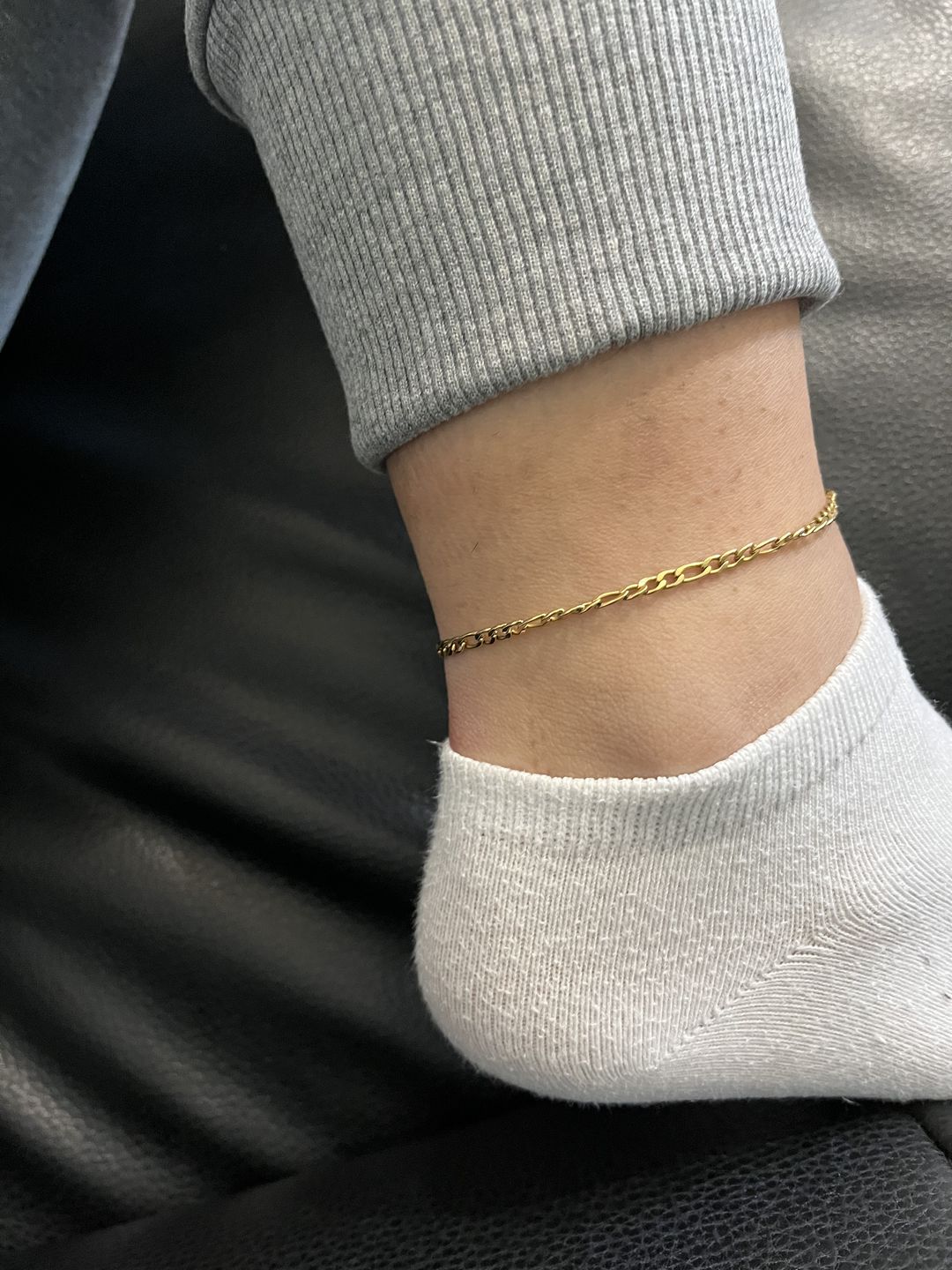 Customer photo review of Classic Fußkette | 18K vergoldet