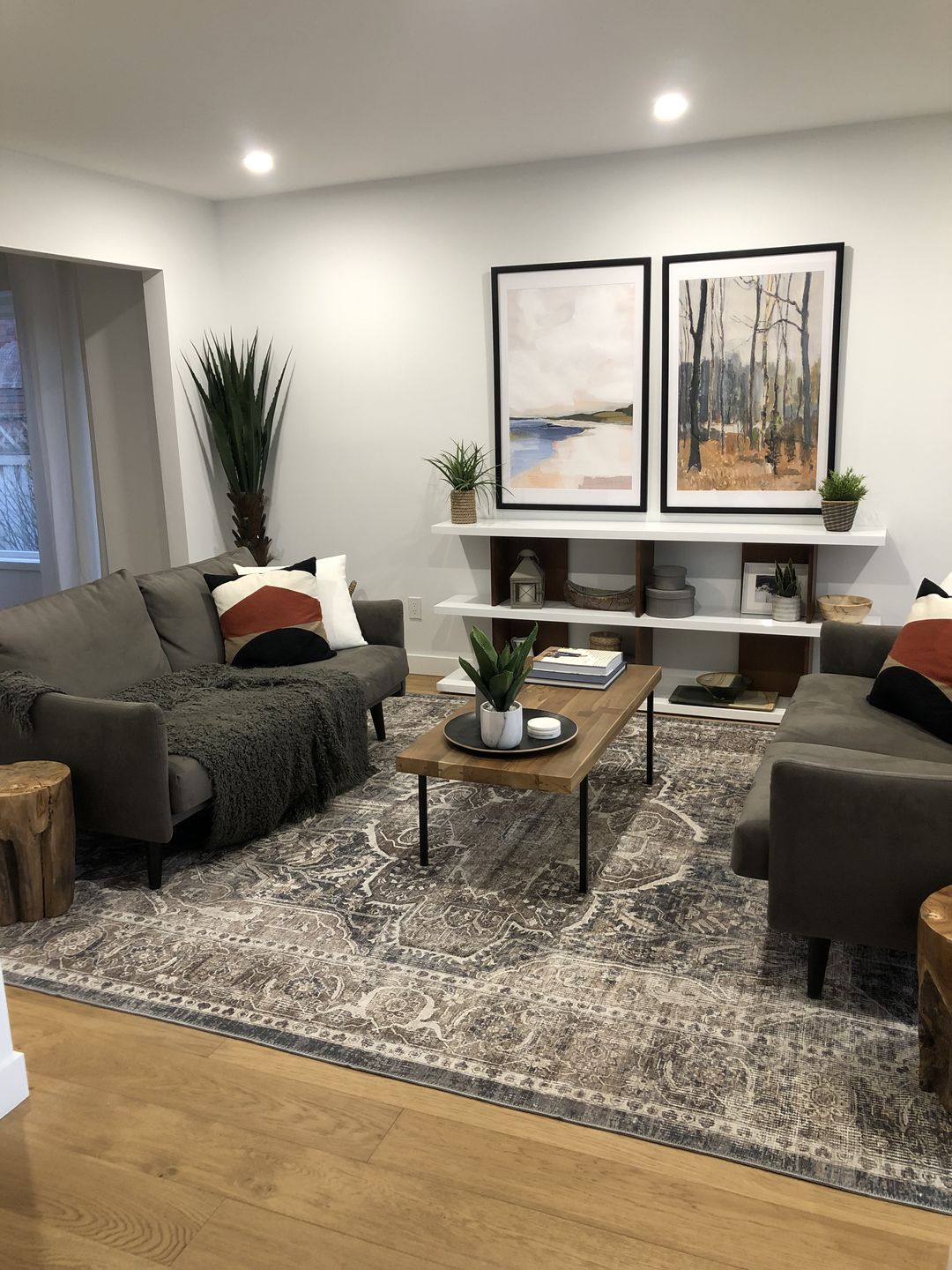 Customer photo review of Distressed Vintage Kendra Ash Area Rug