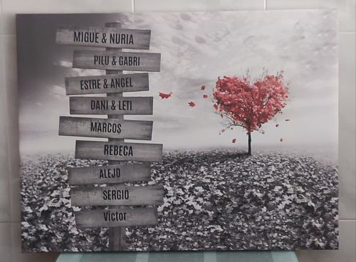 Customer photo review of Lienzo Árbol Corazón con Nombres Personalizados