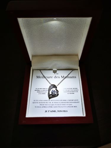 Customer photo review of Collier Amour Éternel - À la meilleure des mamans - Je t'aime, Ton fils