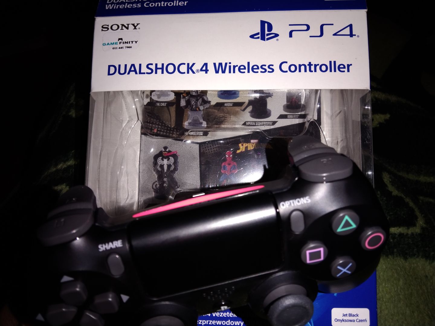 Customer photo review of PS4 Dualshock 4 - Black