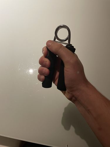 Customer photo review of Gorilla Strength Hand Grip