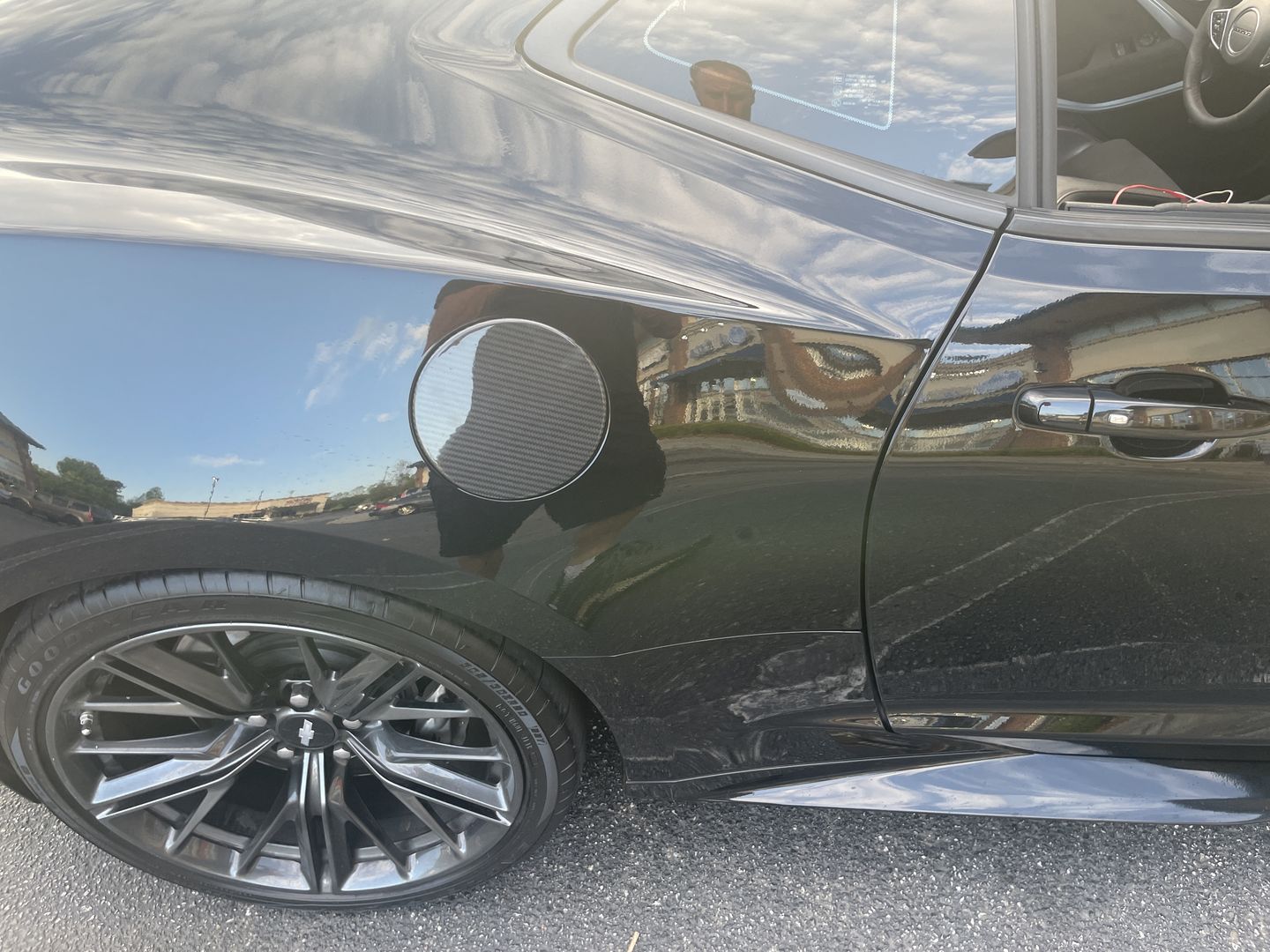 Customer photo review of Real Carbon Fiber Gas Cap Cover For 2016-2021 Chevy Camaro