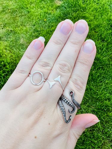 Customer photo review of Dolphin Tail Ring