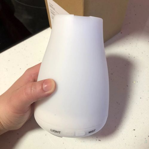 Customer photo review of Cool Mist Humidifier Aromatherapy Essential Oil Diffuser with 7 Color Lights Ideal for Babies and Kids