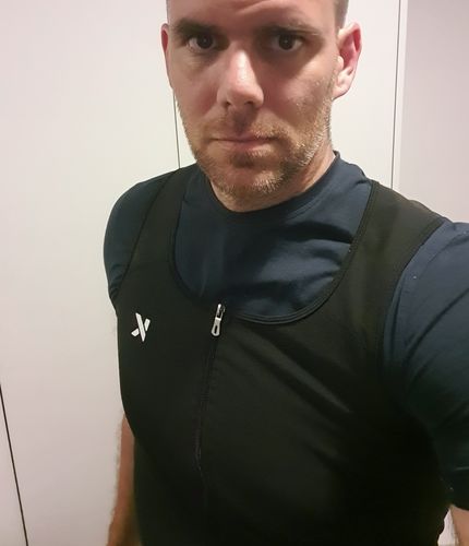 Customer photo review of Men's Zipper Heat Trapping Sweat Vest