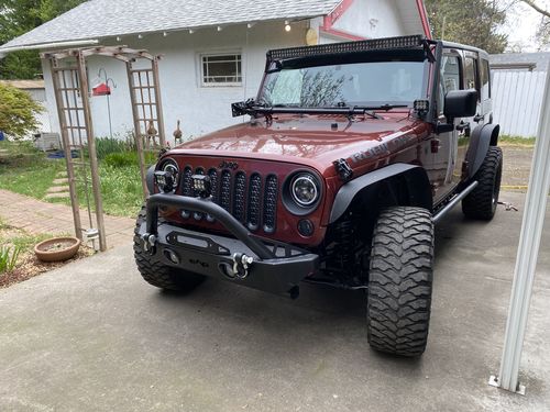 Customer photo review of Rubicon hood vinyl decal set for Jeep Wrangler | 10th Anniversary