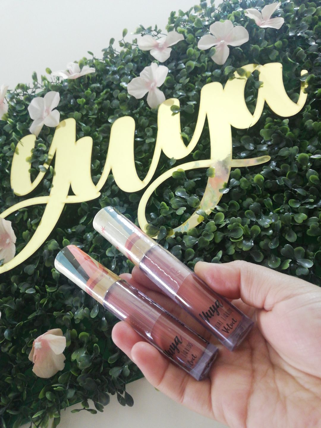 Customer photo review of Labial Velvet Recuerdo