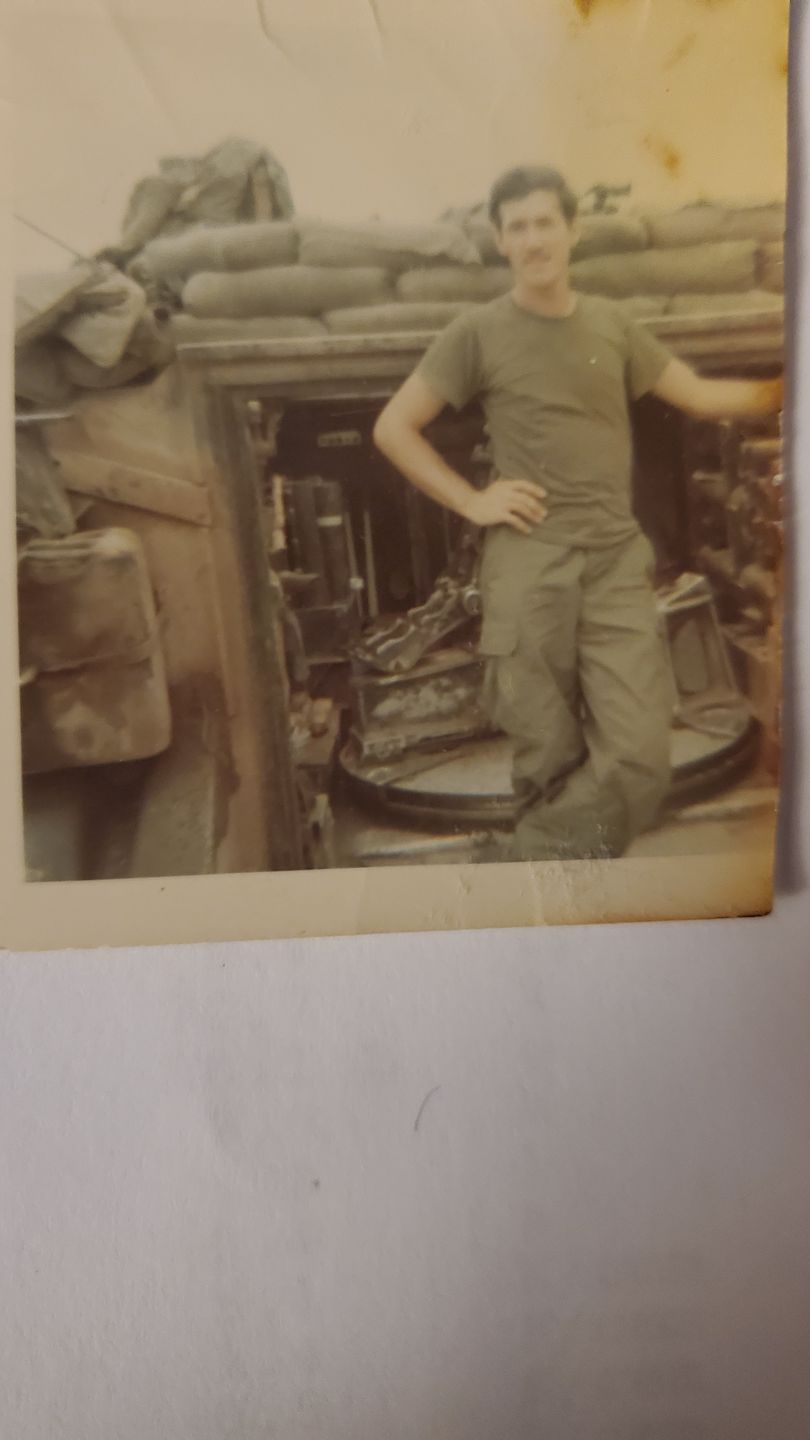 Customer photo review of US Army Veteran's Day Pin