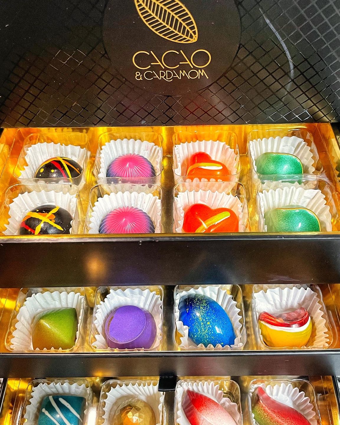 Customer photo review of The Jewelry Box, 24 Pieces
