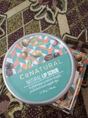 Customer photo review of Natural Lip Scrub