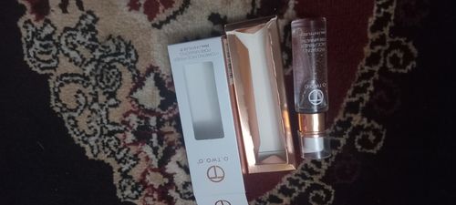 Customer photo review of O.TWO.O HYDRATING & PORE MINIMIZING FACE PRIMER