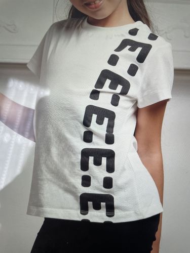 Customer photo review of T-Shirt logo bianco