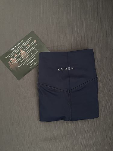 Customer photo review of Lounge Leggings - Legacy Set (Deep Blue)