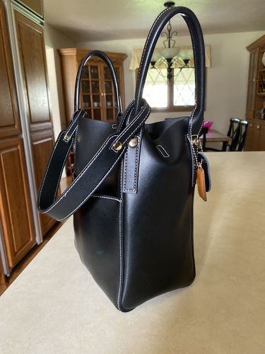 Customer photo review of Vendine Double Loop Handbag