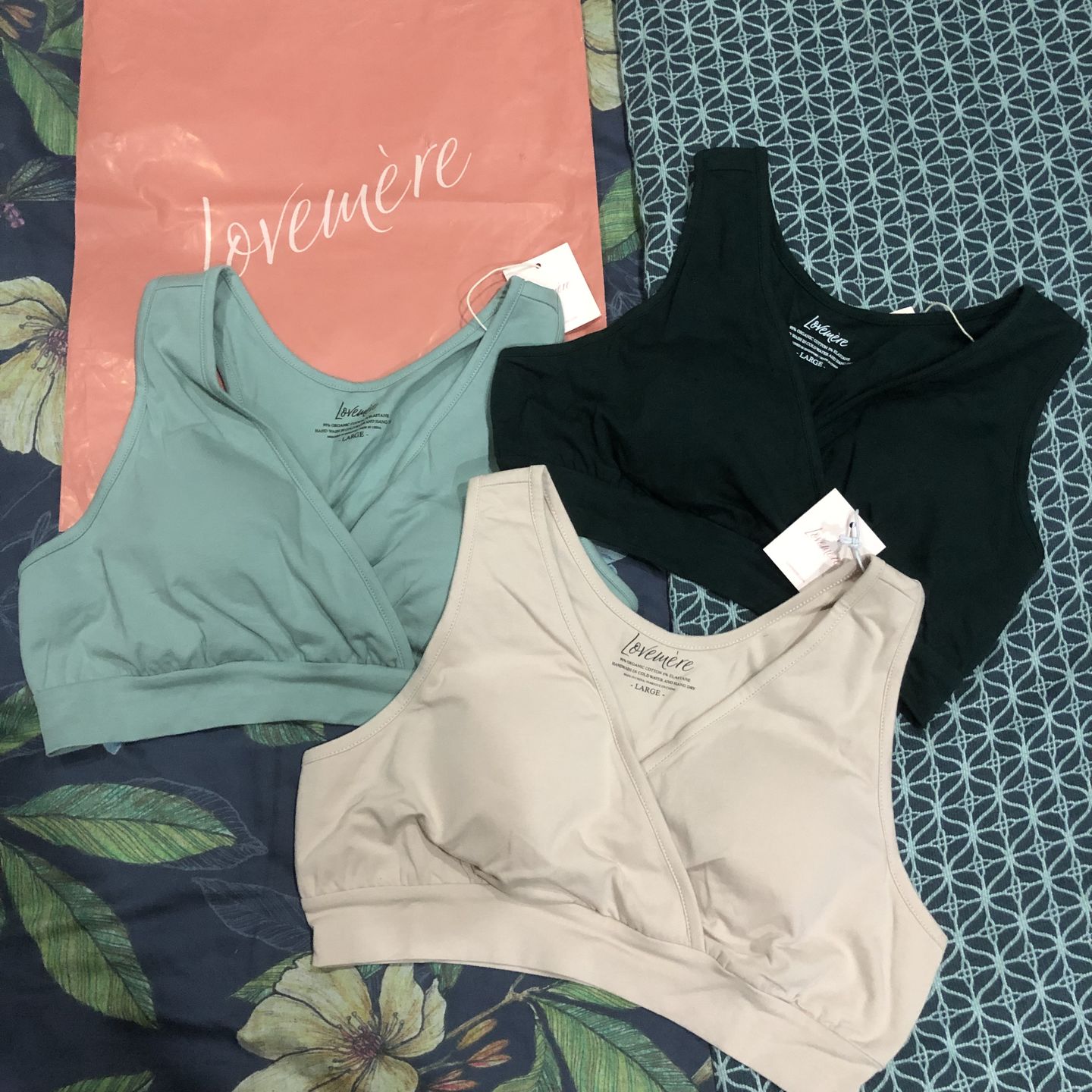 Customer photo review of Chloe Dream Love Organic Bra