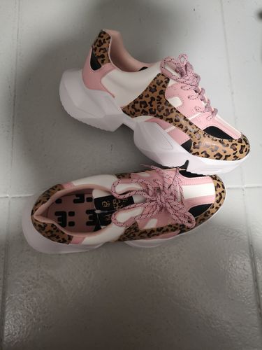 Customer photo review of Sneakers maculato rosa